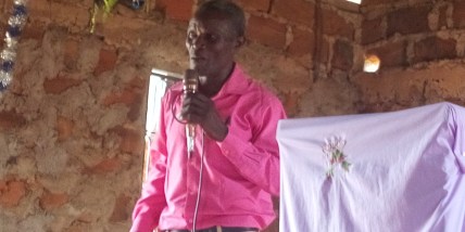 Lungalunga pastor Philip